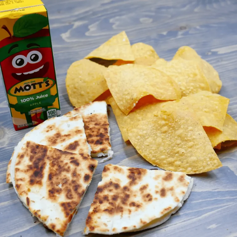 Kids quesadilla with chips & juice